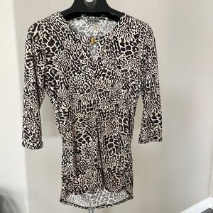 Vince Camuto top in leopard print, very breathable and cozy